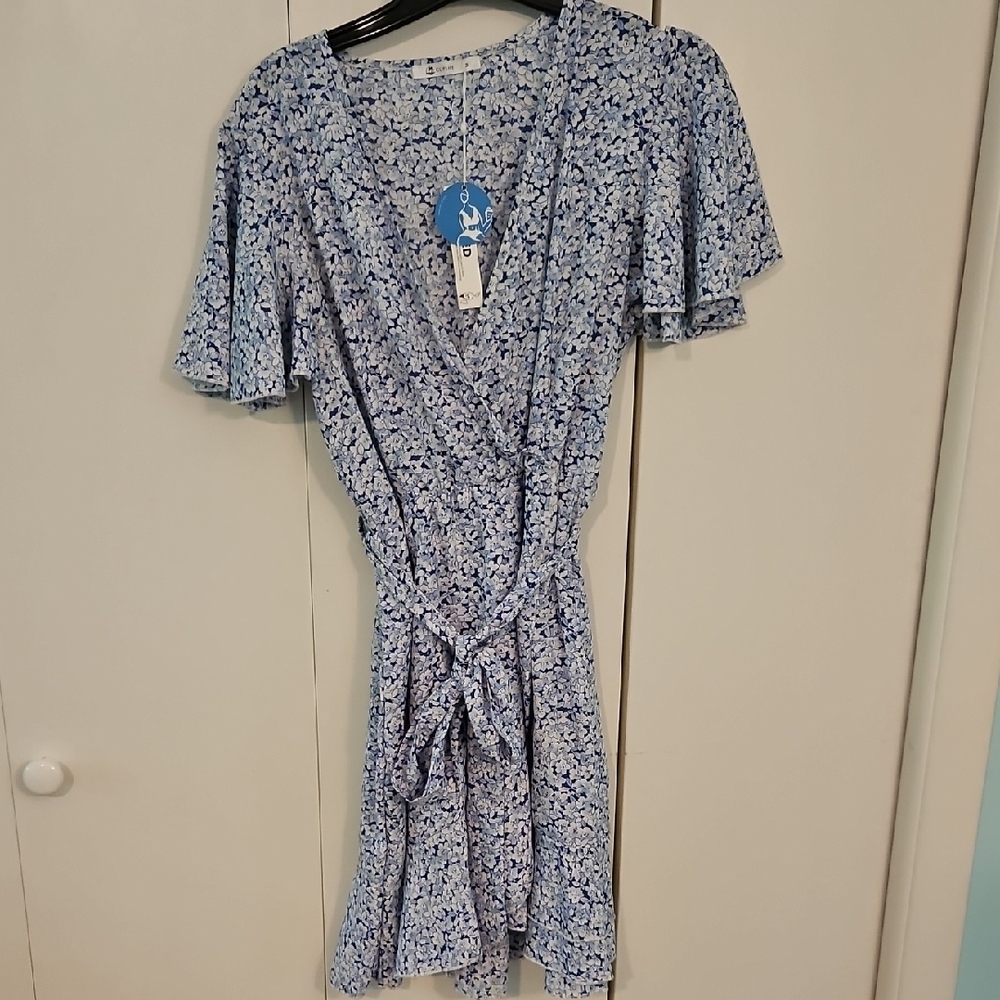 Cupshe Blue And White Short Floral Wrap Dress